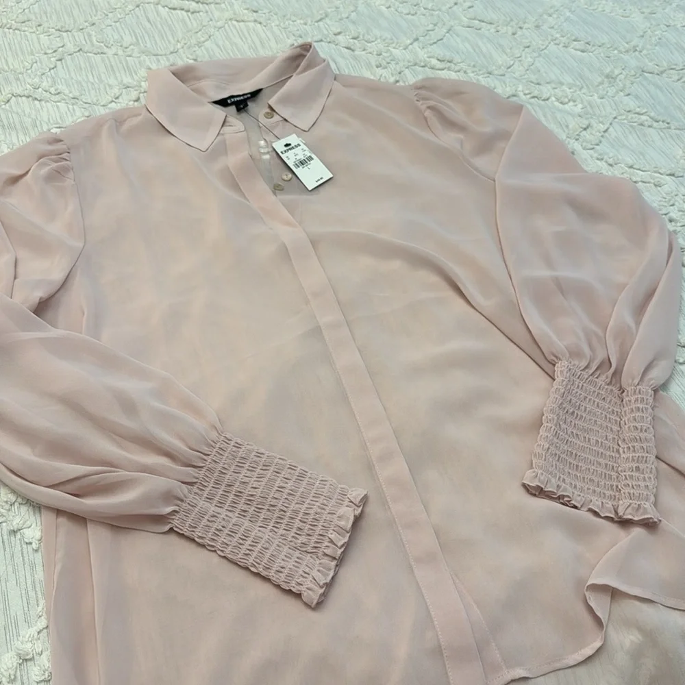 NWT Express Blush Pink Blouse - Size L - Picture 4 of 11